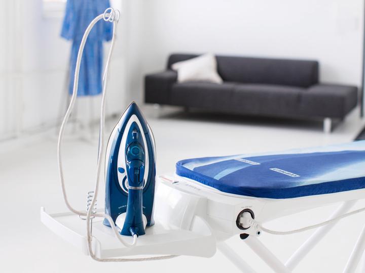 Image du produit Leifheit Table à repasser bleu foncé (118 x 38 cm)