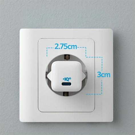 Actual product image Anker PowerPort III Nano (20 W)