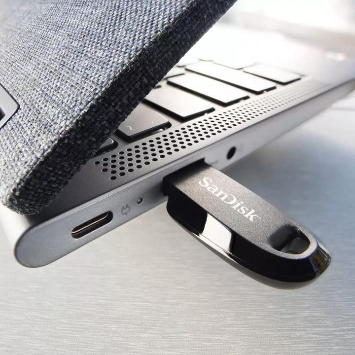 Produktbild SanDisk Ultra Curve Flash Drive, 32GB, USB 3.2 (32 GB, USB-A, USB 3.0)