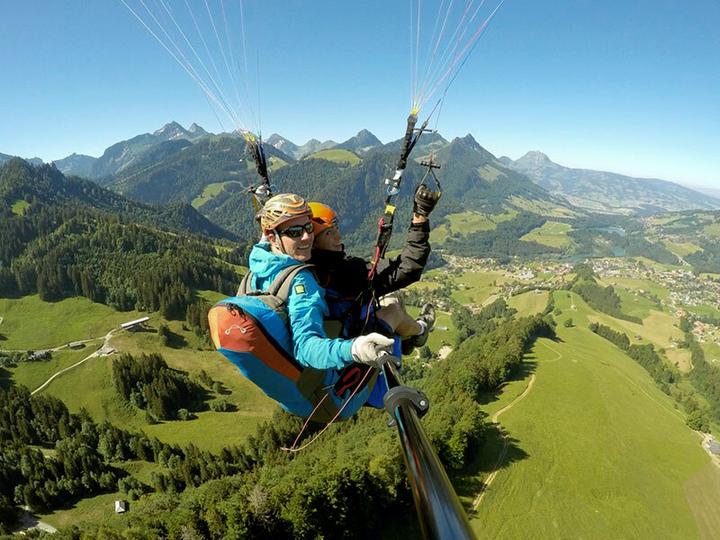 Immagine prodotto Smartbox Volata in parapendio in tandem nella regione della Gruyère per 1 persona (1 pers.)