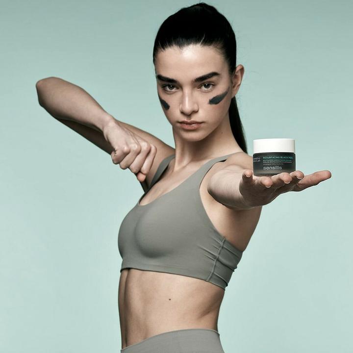 Produktbild Sensilis RESURFACING BLACK PEEL peeling revitalizante 50 gr (Peeling, 50 ml)
