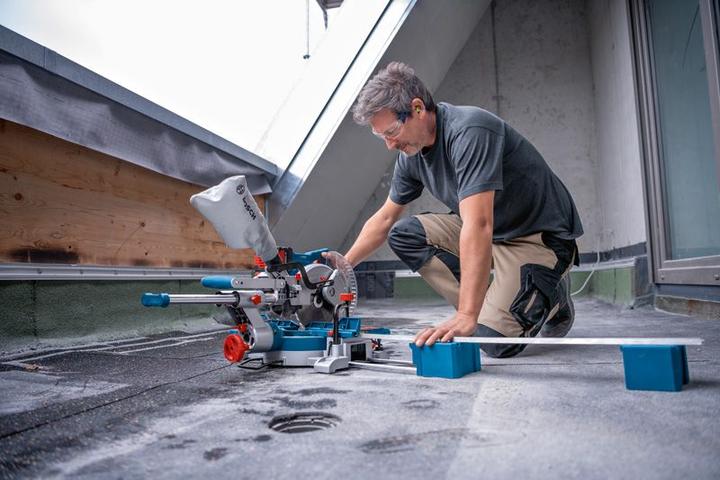Productafbeelding Bosch Professional BOSCH Click+Go GCM 18V-216 D BITURBO: pendule met ophanging.