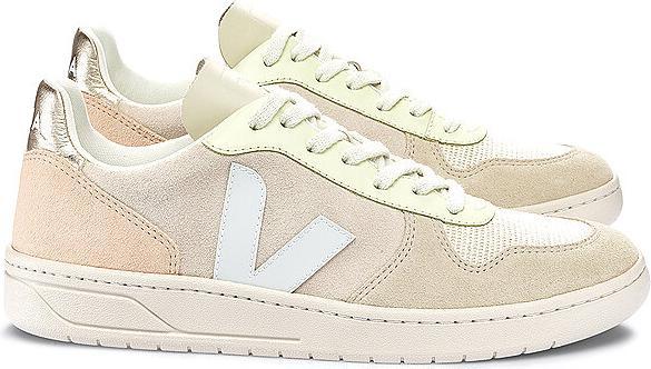 Actual product image Veja V-10 (37)