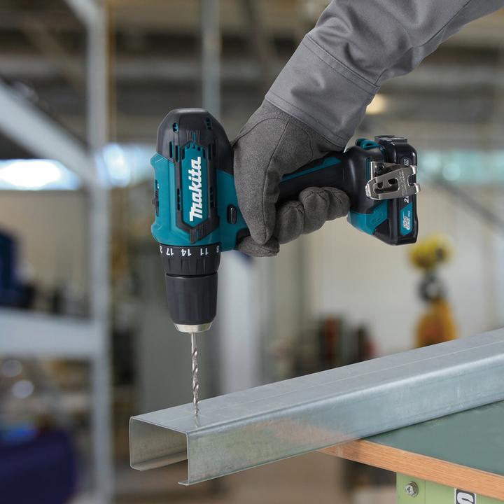Actual product image Makita DF333DZ (Rechargeable battery operated)