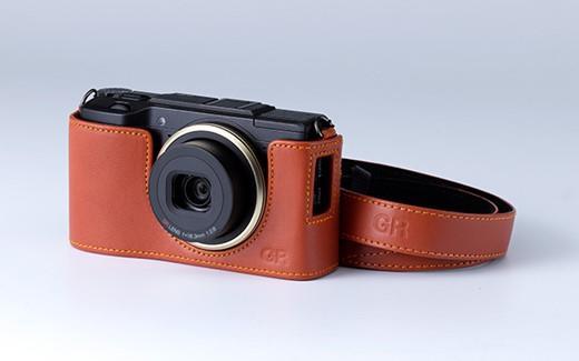 Actual product image RICOH GR II Premium Kit (16.20 Mpx, APS-C / DX)