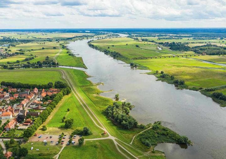 Immagine prodotto Rad, Land, Fluss (Tedesco, Alexandra Schlüter, 2022)