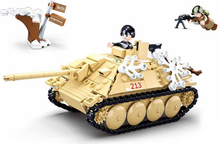 Actual product image Sluban Battle of Budapest - tank destroyer