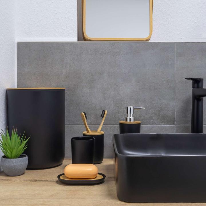 Immagine prodotto Intirilife Badezimmer Zubehör Set inkl. Zahnputzbecher Seifenschale Seifenspender Toilettenbürste