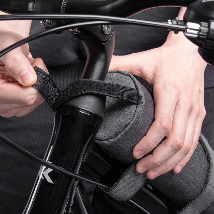 Produktbild Wozinsky WBB37GRB Fahrradtasche mit Wärmeisolierung – Grau (0.70 l, Gepäckträgertasche)