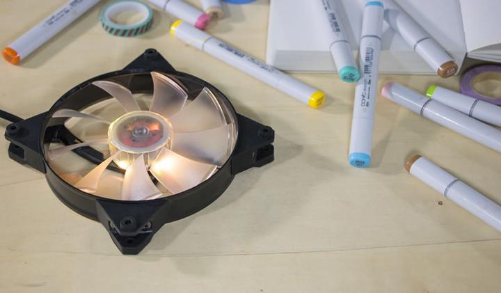 Produktbild Cooler Master MasterFan Pro 140 Air Flow RGB-Prozessorlüfter Schwarz, Transparent (140 mm, 1 x)