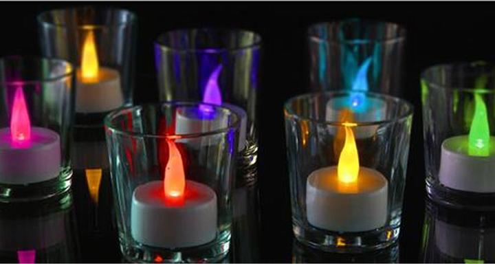 Actual product image Cepewa Flickering LED tea light with colour change, 2 pieces, incl. 6h timer, Ø 4cm (2 x)