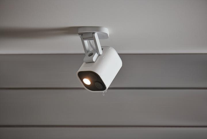 Actual product image Aqara Hub G5 Pro (2688 x 1520 pixels)