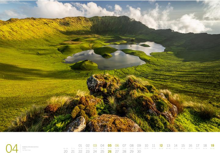 Produktbild Planet Earth - Gallery Kalender 2026 (66 x 50 cm, Harter Einband, Deutsch, Englisch)
