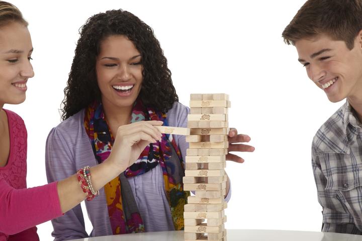 Actual product image Hasbro Gaming Jenga Classic (French, Italian, German)