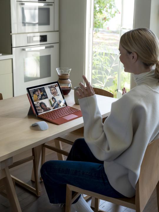 Actual product image Microsoft Surface Arc for business (Wireless)