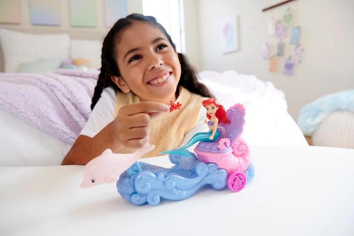 Actual product image Hasbro Ariel's Chariot Adventure