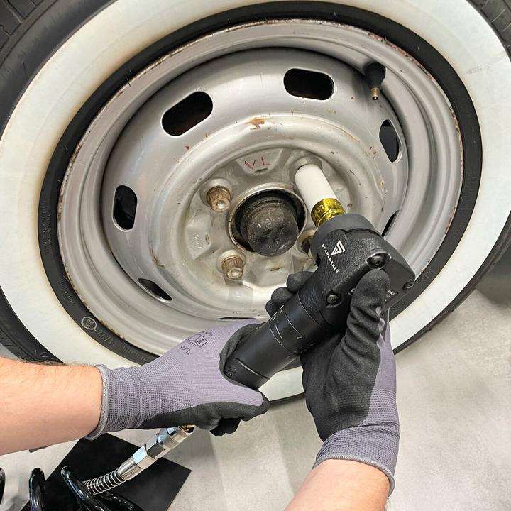 Actual product image Stahlwerk DSS-7500 ST pneumatic impact wrench with 407 Nm, 7,500 rpm (Air blast)