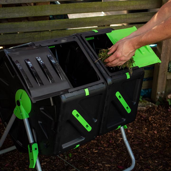 Immagine prodotto UPP Compostiera per fusti 2 scomparti da 70 litri ciascuno Compostiera per rotoli Compostiera rapida (140 l)