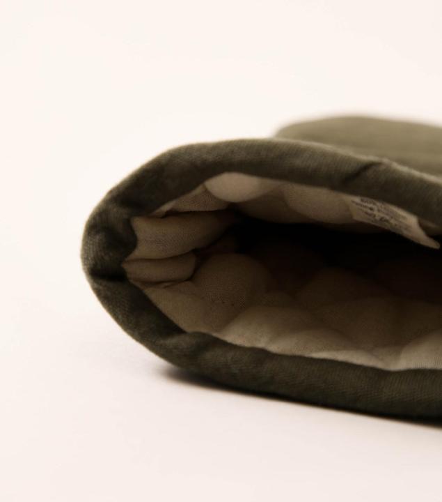 Produktbild Esmée Ofenhandschuh -Leinenmix (Füllung: Polyester, 50% Leinen / 50% Bio Baumwolle)