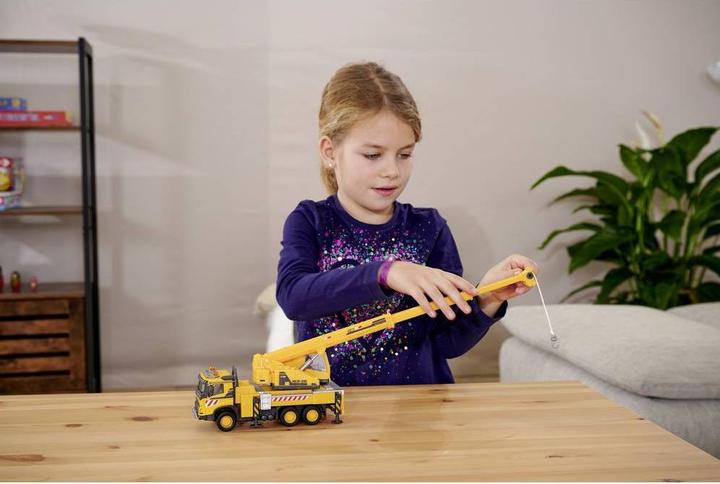 Actual product image Majorette Volvo Truck Crane