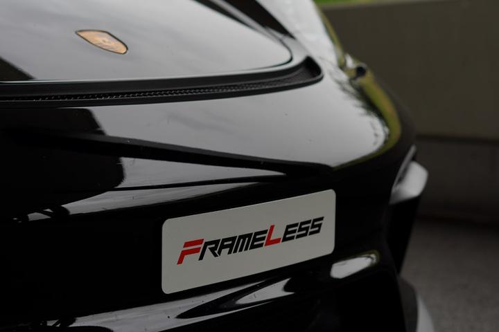 Produktbild Frameless Nummerrahmen (Front + Heck, Langformat)
