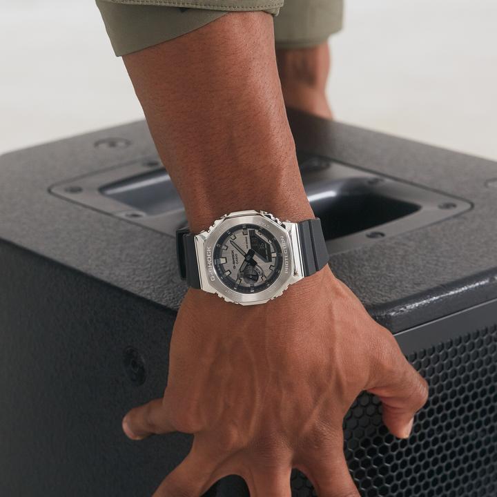 Produktbild G-Shock Classic (Digitaluhr, Chronograph, 44 mm)