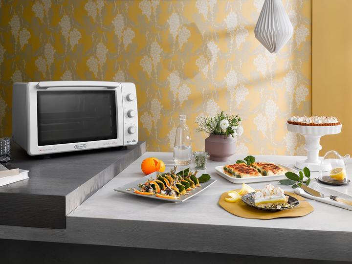 Actual product image De'Longhi Delonghi EO32502.WG Sfornatutto EO32502.WG electric oven, 5 cooking levels