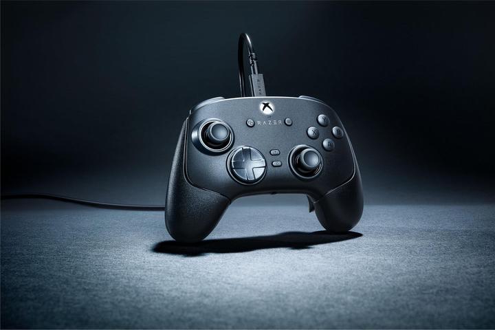 Produktbild Razer Wolverine V3 Tournament Edition (Xbox One X, Xbox Series X, Xbox One S, Xbox Series S, PC)