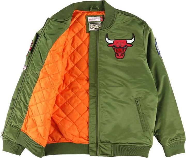 Image du produit Mitchell & Ness NBA Flight Satin - Bomberja des Chicago Bulls - 125971 (M)