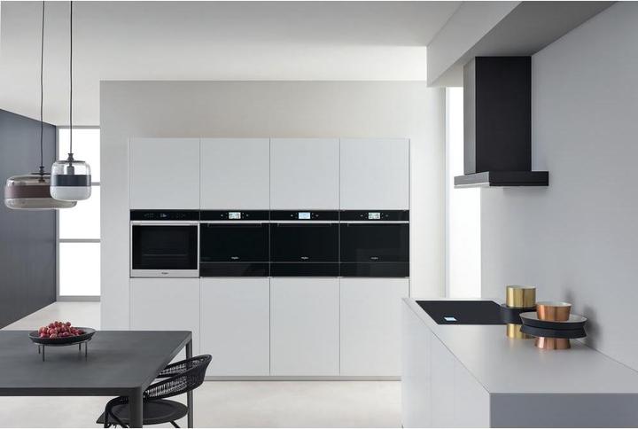 Actual product image Whirlpool W7 OM4 4S1 C