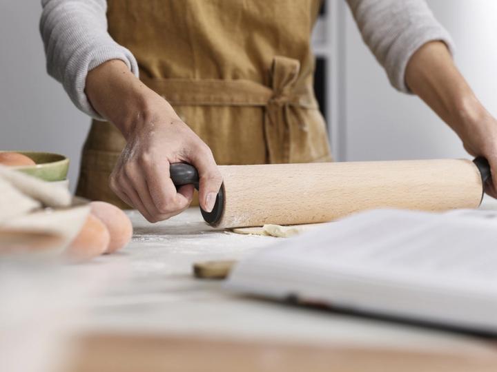 Actual product image Joseph Joseph Grip Pin Ergonomic Rolling Pin - Grey