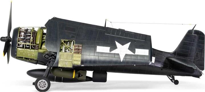 Actual product image Airfix Grumman F6F-5 Hellcat 1:24 kit