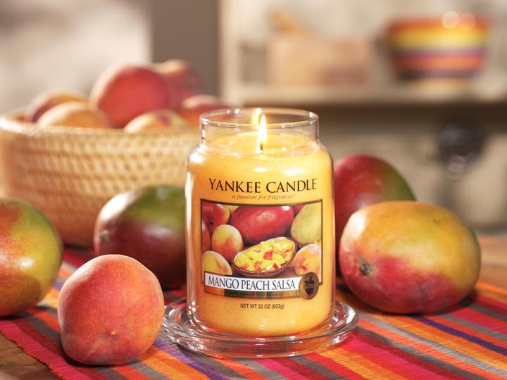 Actual product image Yankee Candle Mango Peach Salsa (623 g)