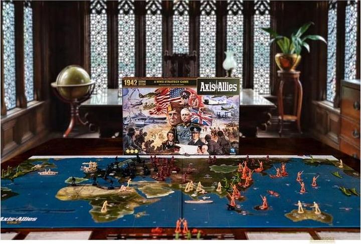 Actual product image Asmodée Axis & Allies - 1942 2nd Edition (RGD02554) (English)