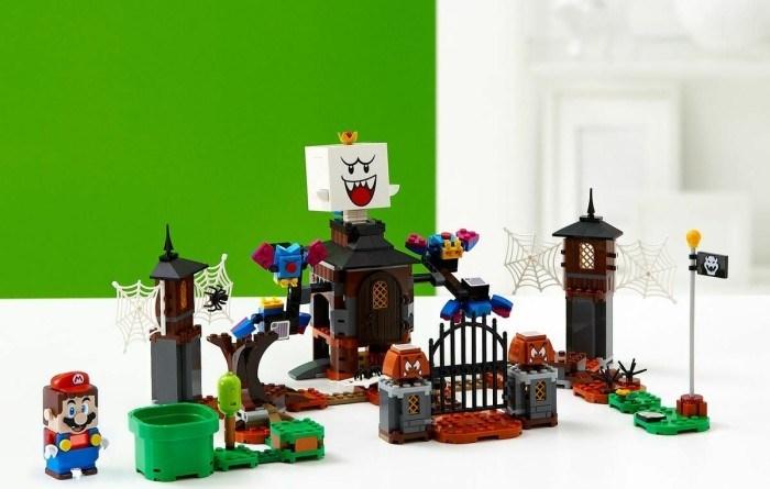 Actual product image LEGO SUPER Mario King Boo and The Haunted Yard (71377, LEGO Super Mario)