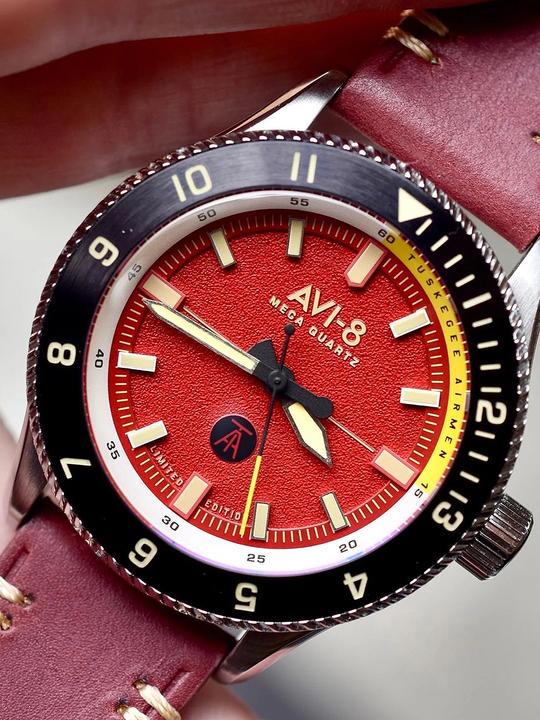 Actual product image AVI-8 AV-4103-04 Tuskegee Airmen Limited Edition Men's Watch 40mm 5ATM (Analogue wristwatch, 40 mm)