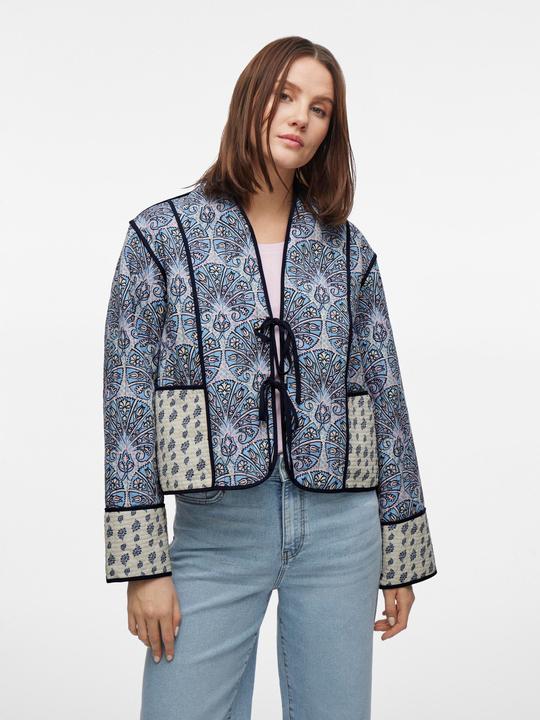 Actual product image Vila Stepp Jacke (42)