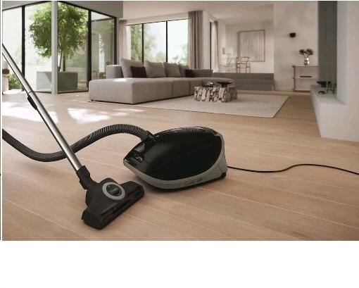 Actual product image Miele Guard M1 Cat & Dog Bodenstaubsauger mit Beutel Obsidianschwarz 12560300