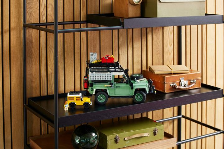 Immagine prodotto LEGO Icone classiche Land Rover Defender 90 10317 (10317, LEGO Icons, Set LEGO rari)