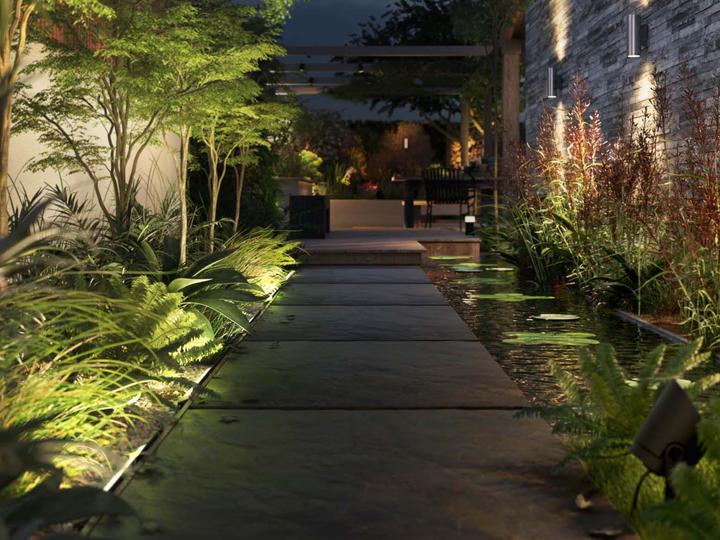 Produktbild Philips Hue Amarant (1400 lm, IP65)