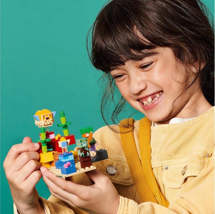 Actual product image LEGO The coral reef (21164, LEGO Minecraft)
