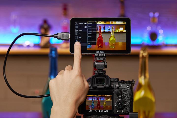 Actual product image Godox GM6S (5.50", Full HD)