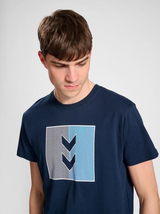 Actual product image hummel Hmlactive Stripe Co Tee S/S (S)