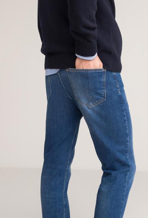 Actual product image La Redoute Collections Regular jeans in organic cotton (52)