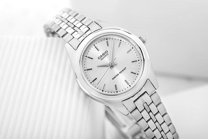 Produktbild Casio Damenuhr LTP-1129A-7ARDF + BOX