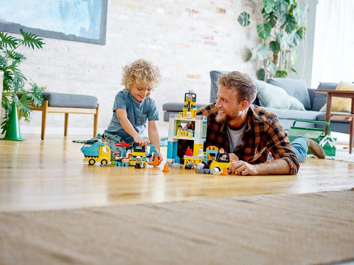Image du produit LEGO Grand chantier son et lumière (10933)