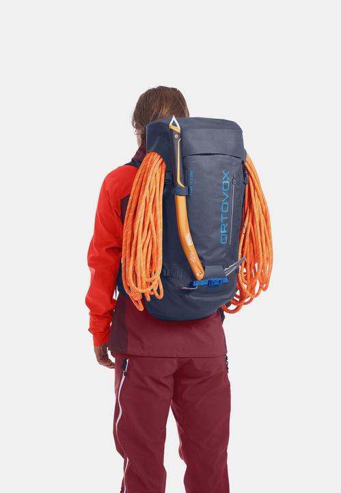Actual product image Ortovox Peak 38 Dry (38 l)