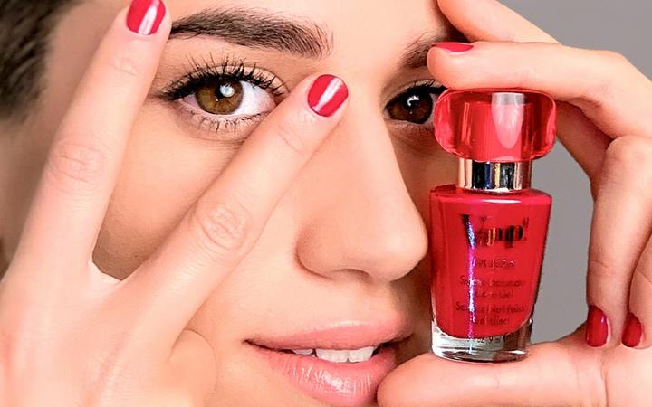 Actual product image Pupa Milano Vamp! Scented Nail Polish fire red 205 (205, Colour paint)