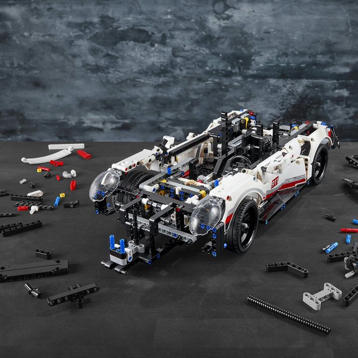 Image du produit LEGO Porsche 911 RSR (42096, LEGO Technic, LEGO difficiles à trouver)
