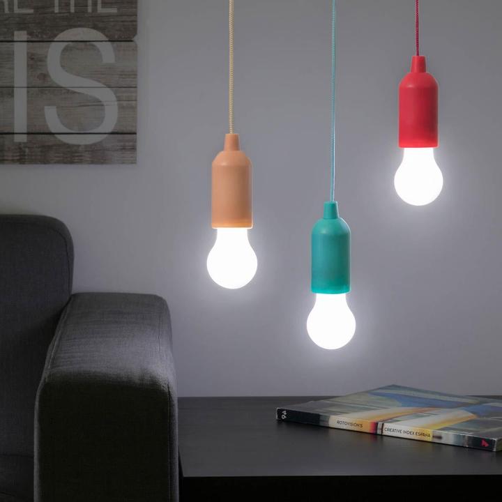 Actual product image InnovaGoods Portable LED light bulb with cord Bulby